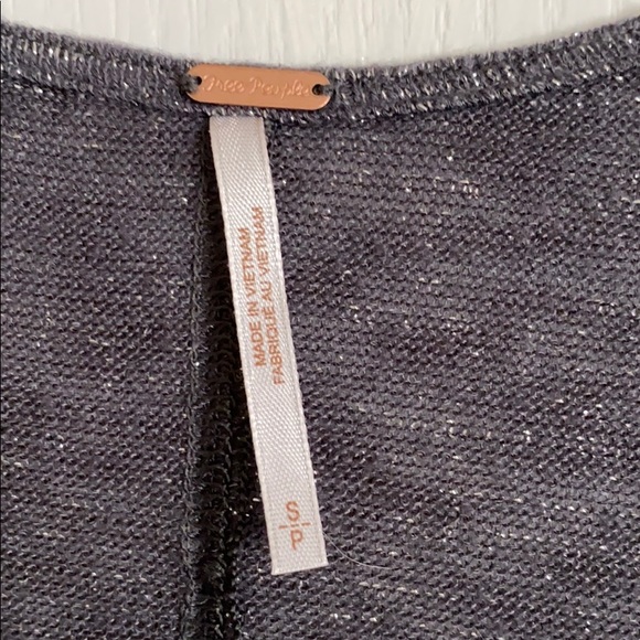 Free People long sleeve top - Picture 2 of 3